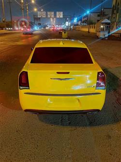 کرایسلەر 300